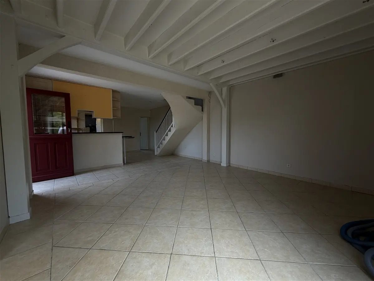 Maison à louer, 106m², Cormeray