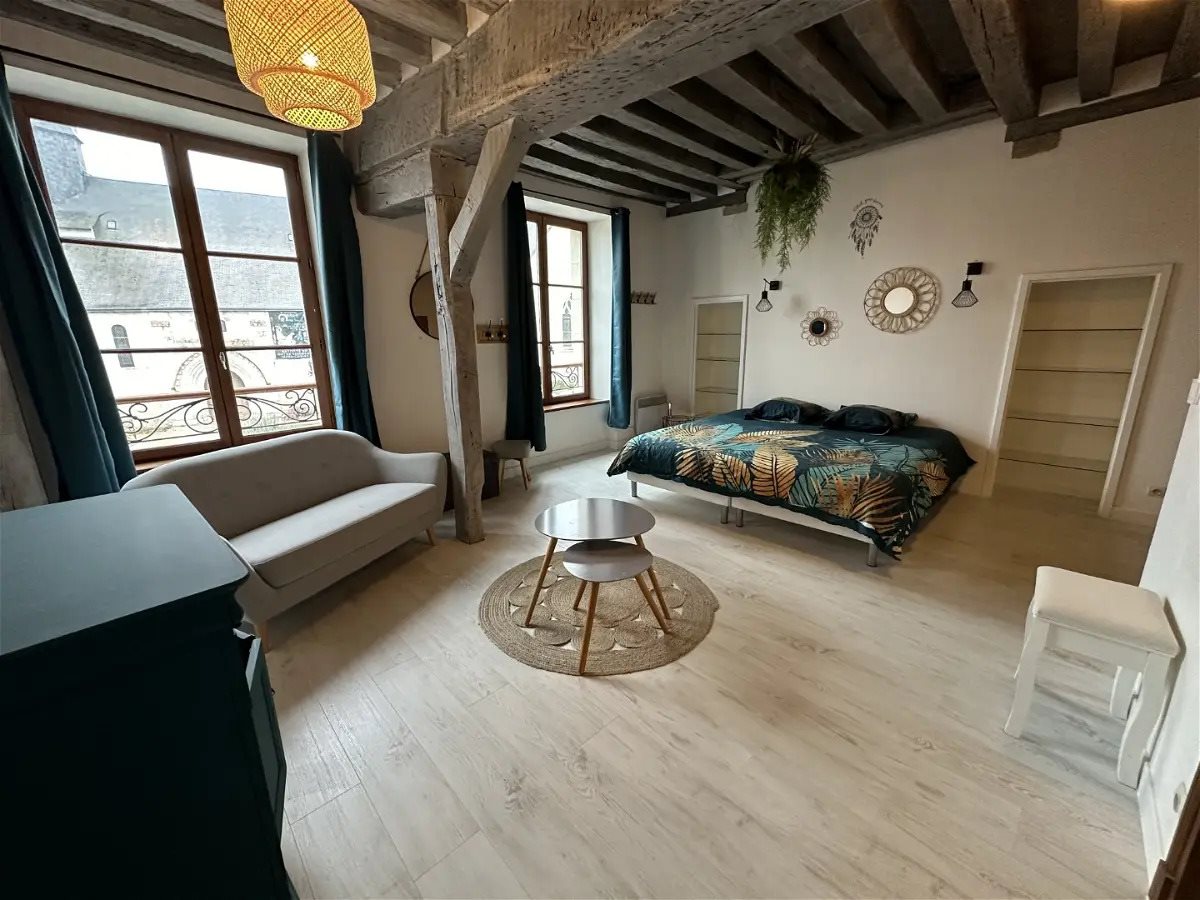 Appartement à louer, 77m², Cour-Cheverny