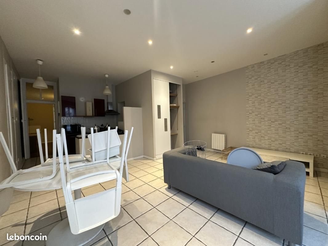 Appartement à louer, 51m², Blois