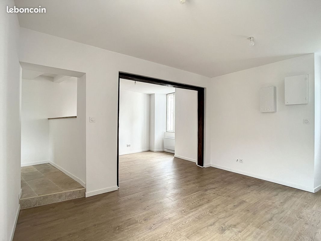 Maison à louer, 87m², Courmelles