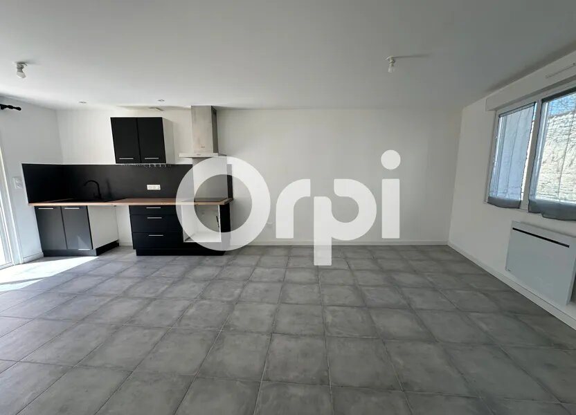 Maison à louer, 74m², Surgères