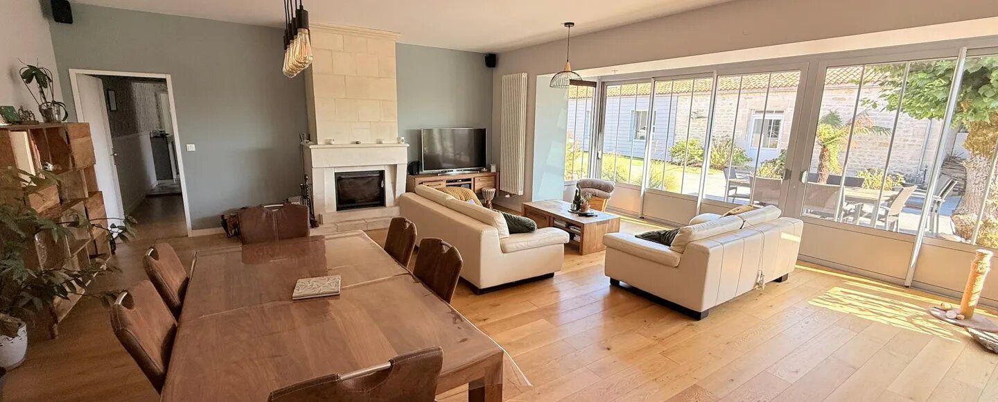 Maison à vendre, 170m², Surgères
