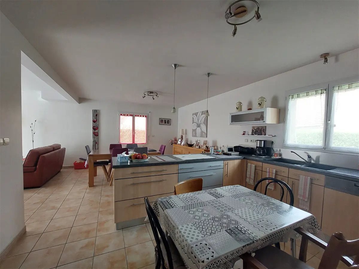 Maison à vendre, 104m², Menneval
