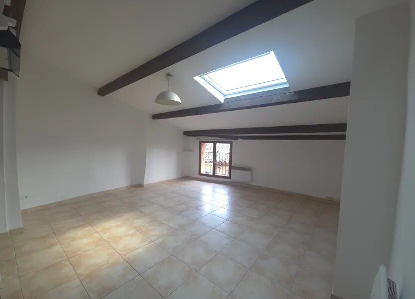 Appartement à louer, 63m², Aups