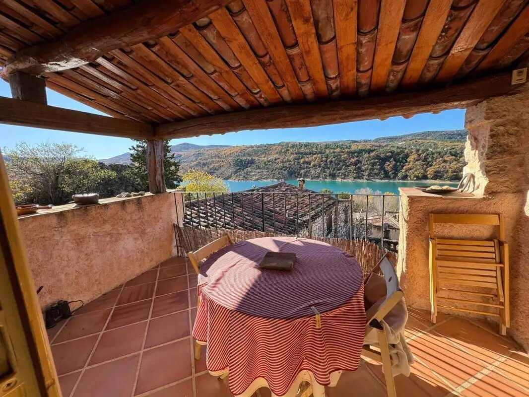 Maison à vendre, 190m², Bauduen
