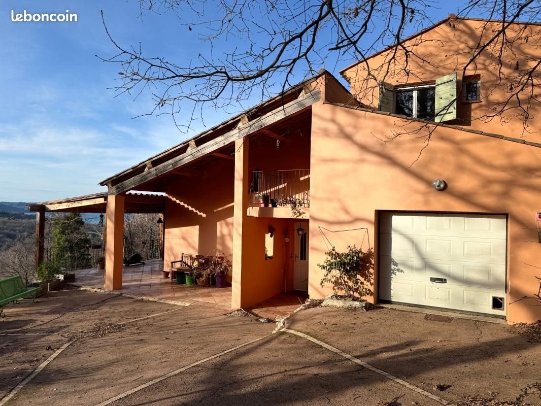 Maison à vendre, 144m², Bauduen