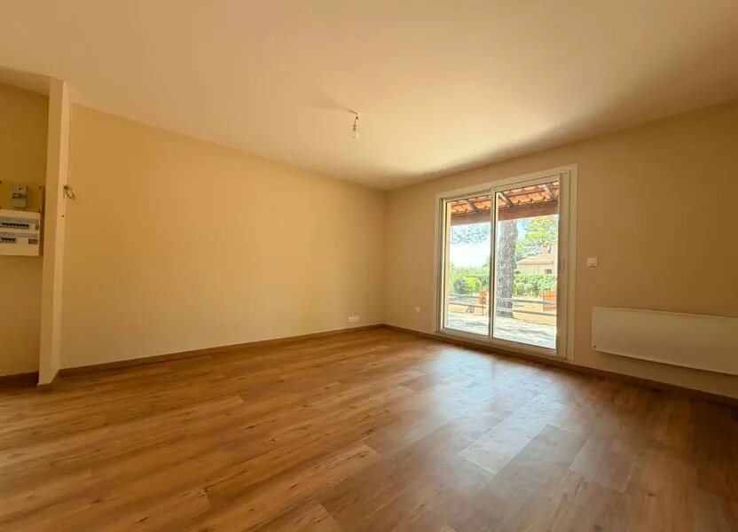 Maison à louer, 70m², Aups