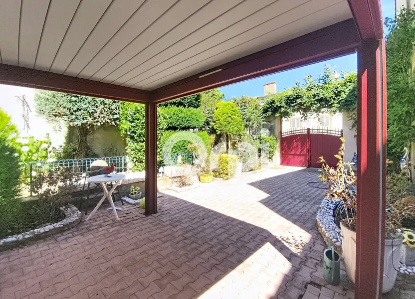 Maison à vendre, 160m², Vic-le-Comte
