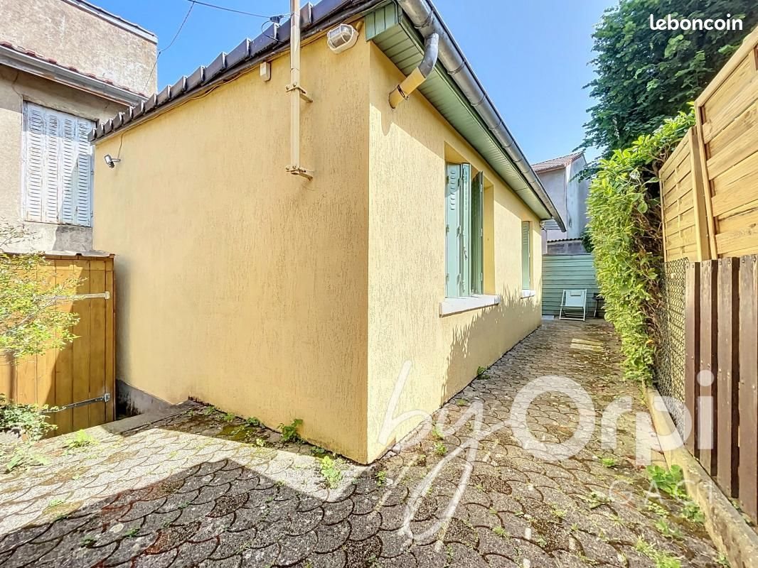 Maison à louer, 30m², Royat
