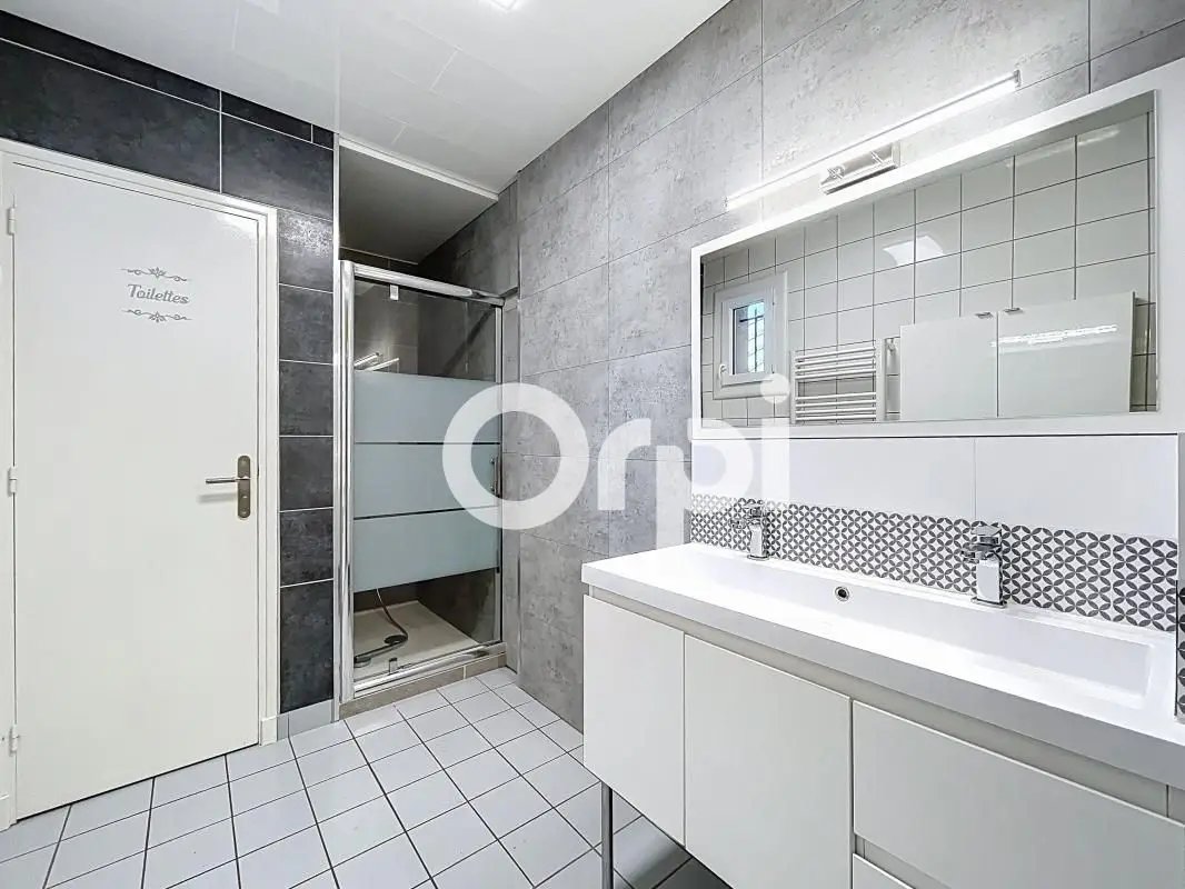 Maison à vendre, 263m², Cournon-d'Auvergne
