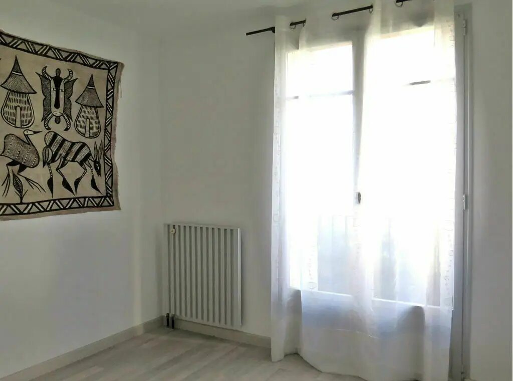 Appartement à louer, 84m², Nîmes