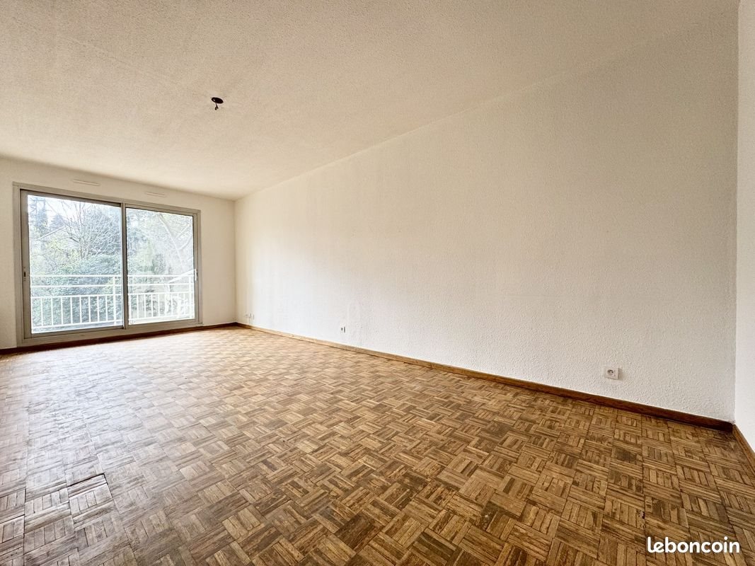 Appartement à louer, 73m², Nîmes