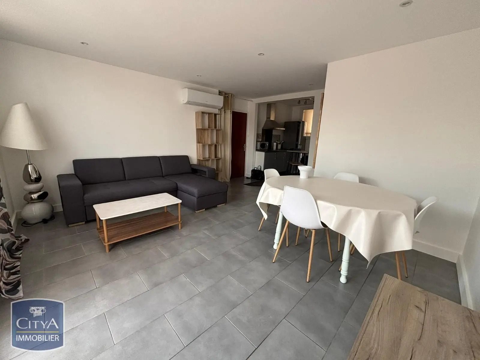 Appartement à louer, 59m², Nîmes
