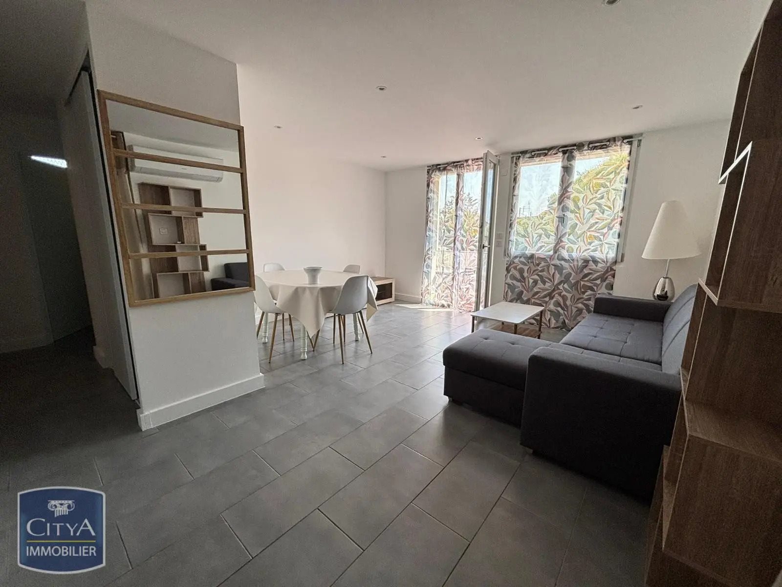 Appartement à louer, 59m², Nîmes