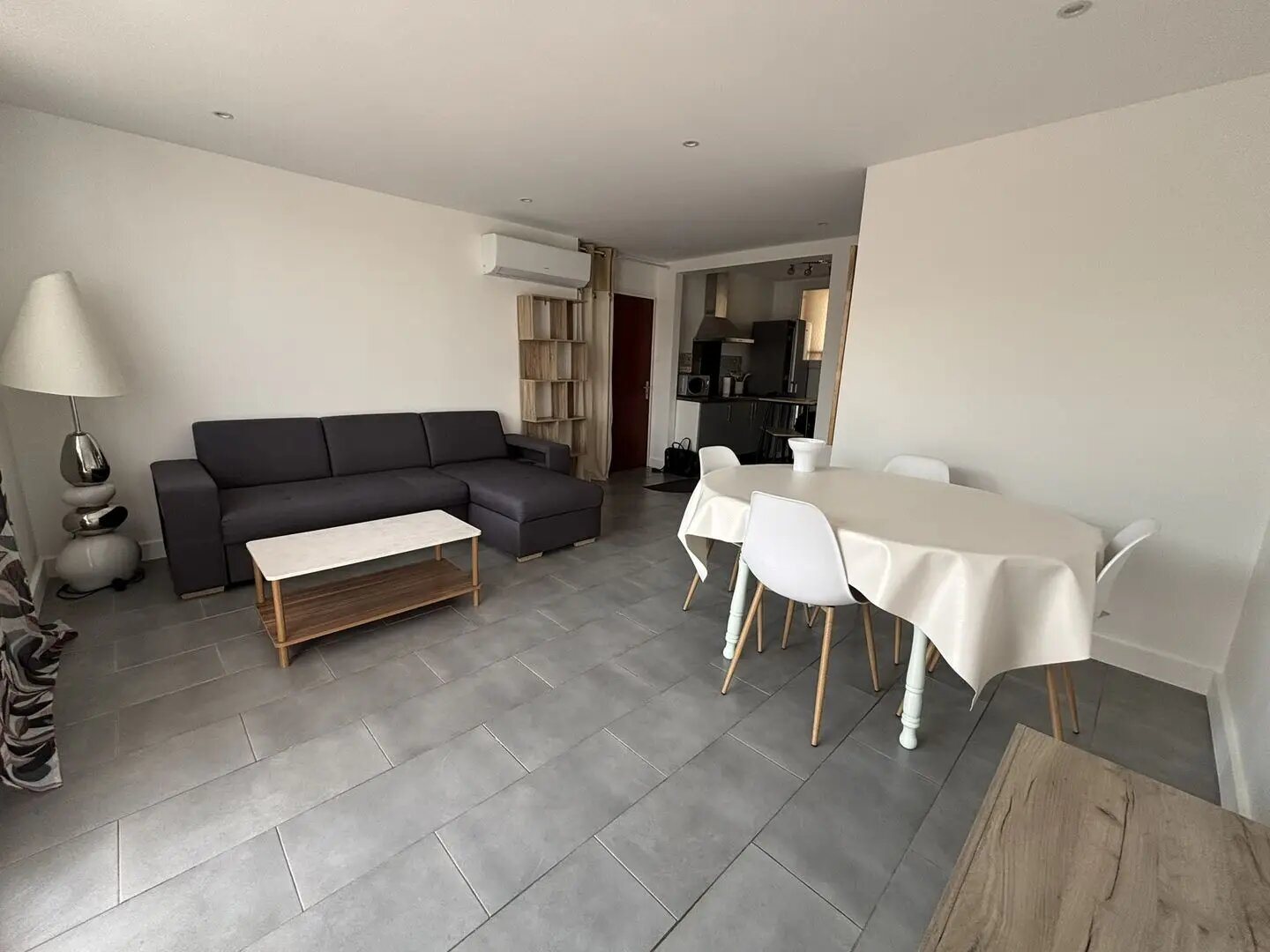 Appartement à louer, 59m², Nîmes