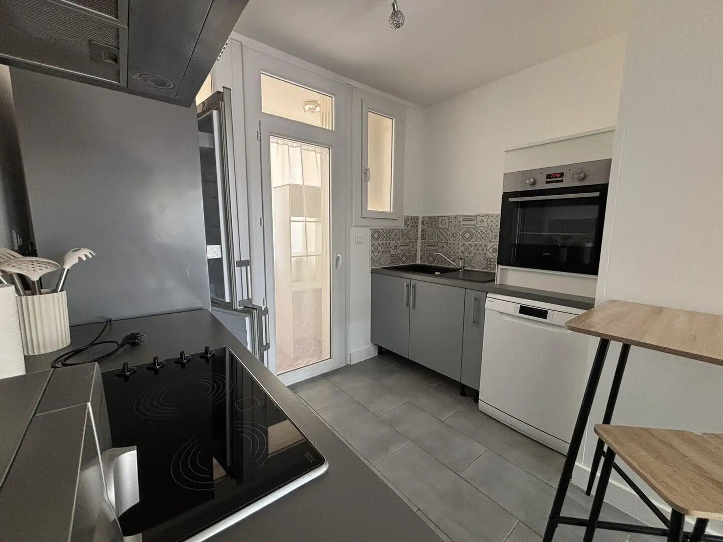 Appartement à louer, 59m², Nîmes