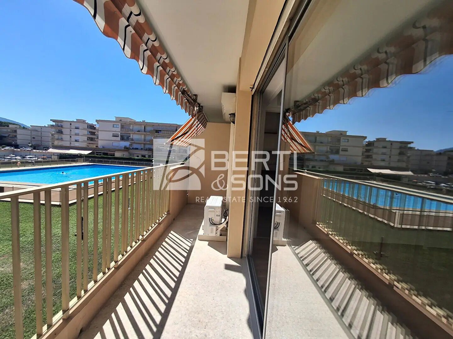 Appartement à louer, 28m², Mandelieu-la-Napoule