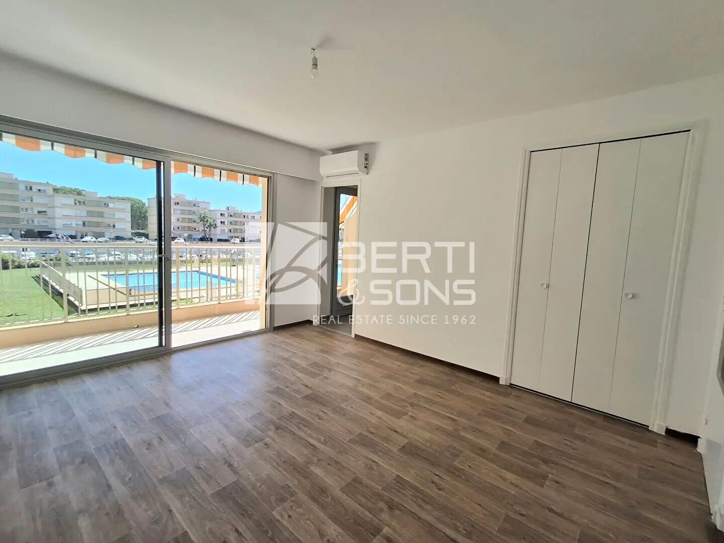 Appartement à louer, 28m², Mandelieu-la-Napoule