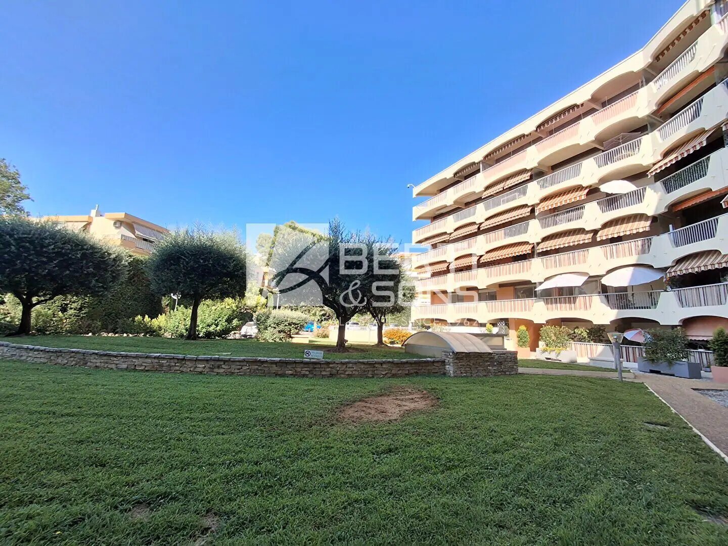 Appartement à louer, 96m², Mandelieu-la-Napoule