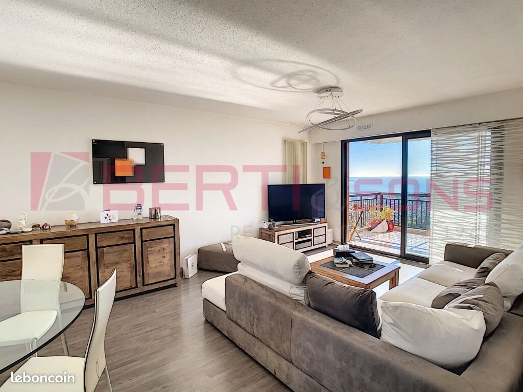 Appartement à louer, 66m², Mandelieu-la-Napoule