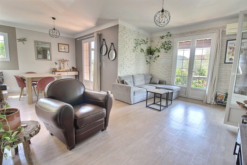 Maison à vendre, 154m², Bagnols-en-Forêt
