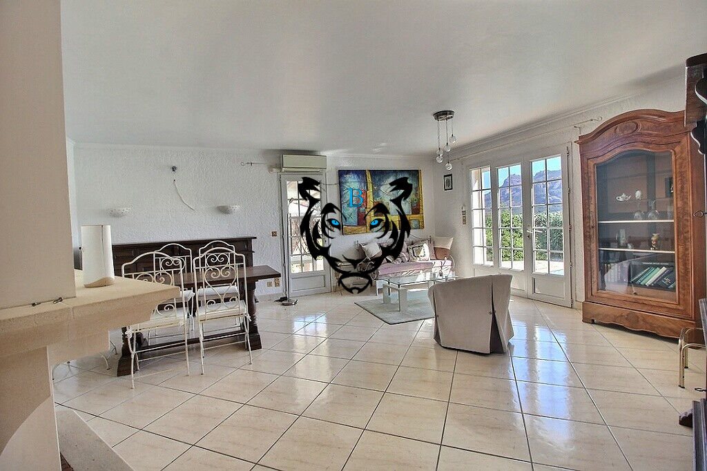 Maison à vendre, 97m², Le Muy