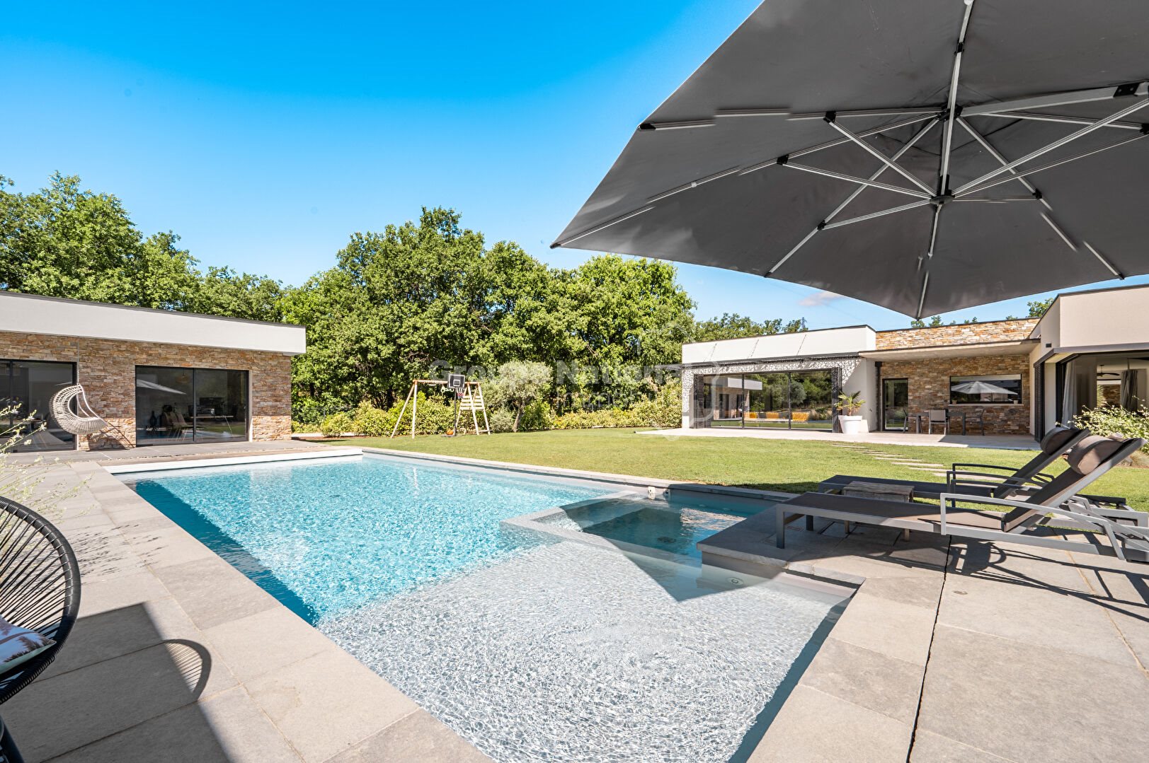 Maison à vendre, 300m², Gréoux-les-Bains