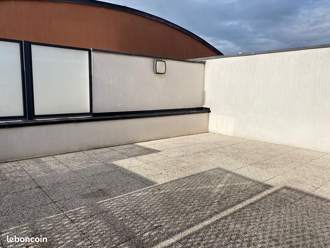 Appartement à louer, 77m², Reims