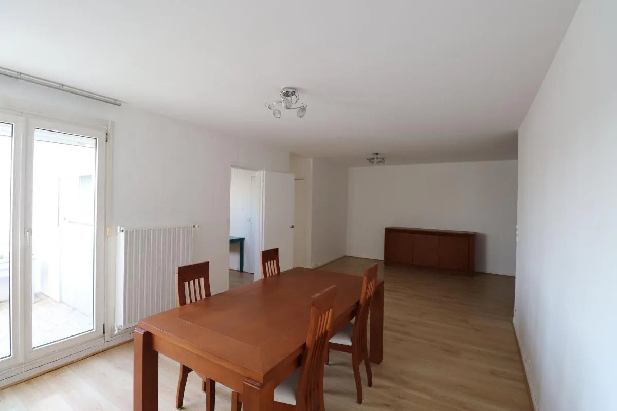 Appartement à louer, 74m², Reims