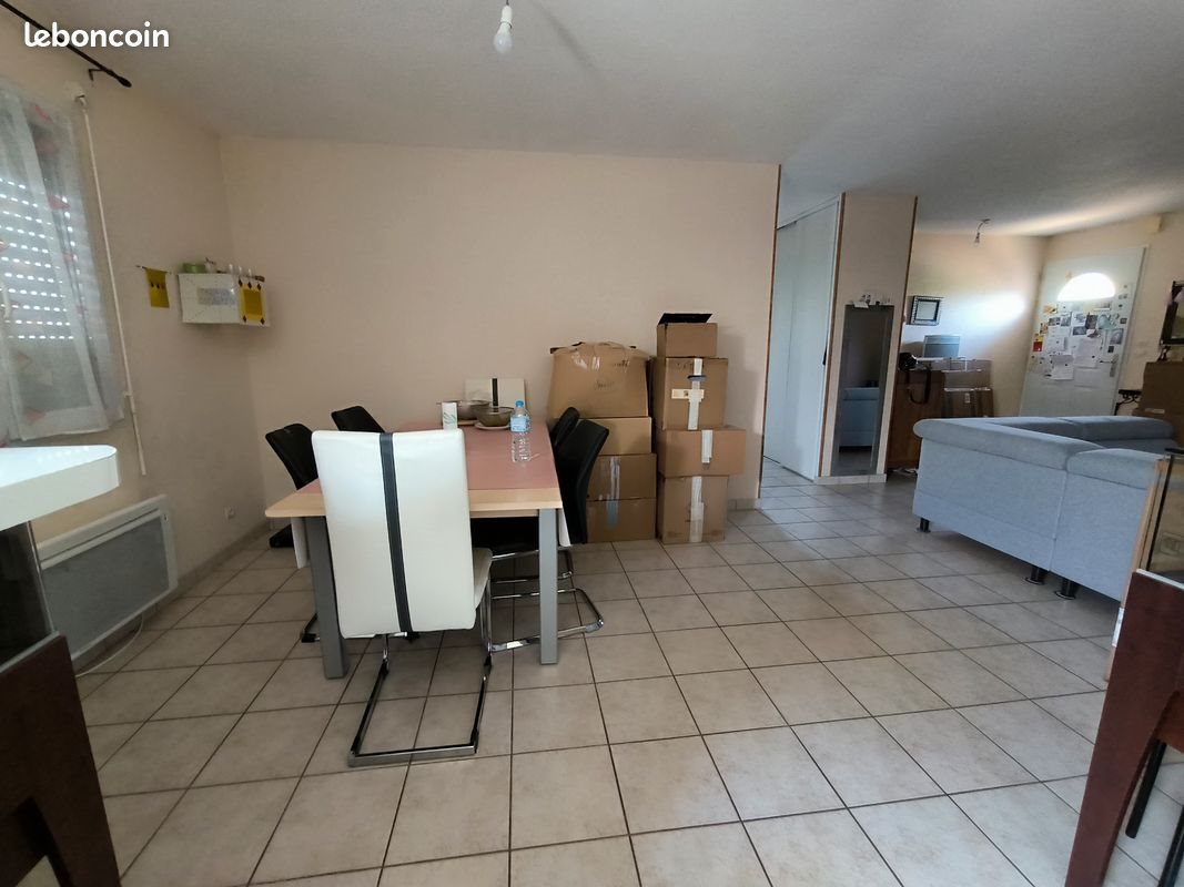 Maison à louer, 77m², Le Puy-Notre-Dame