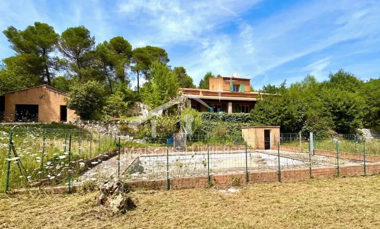 Maison à vendre, 176m², Caseneuve