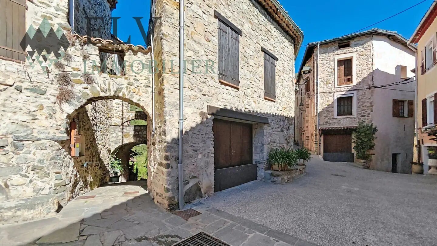 Maison à vendre, 1070m², Massoins