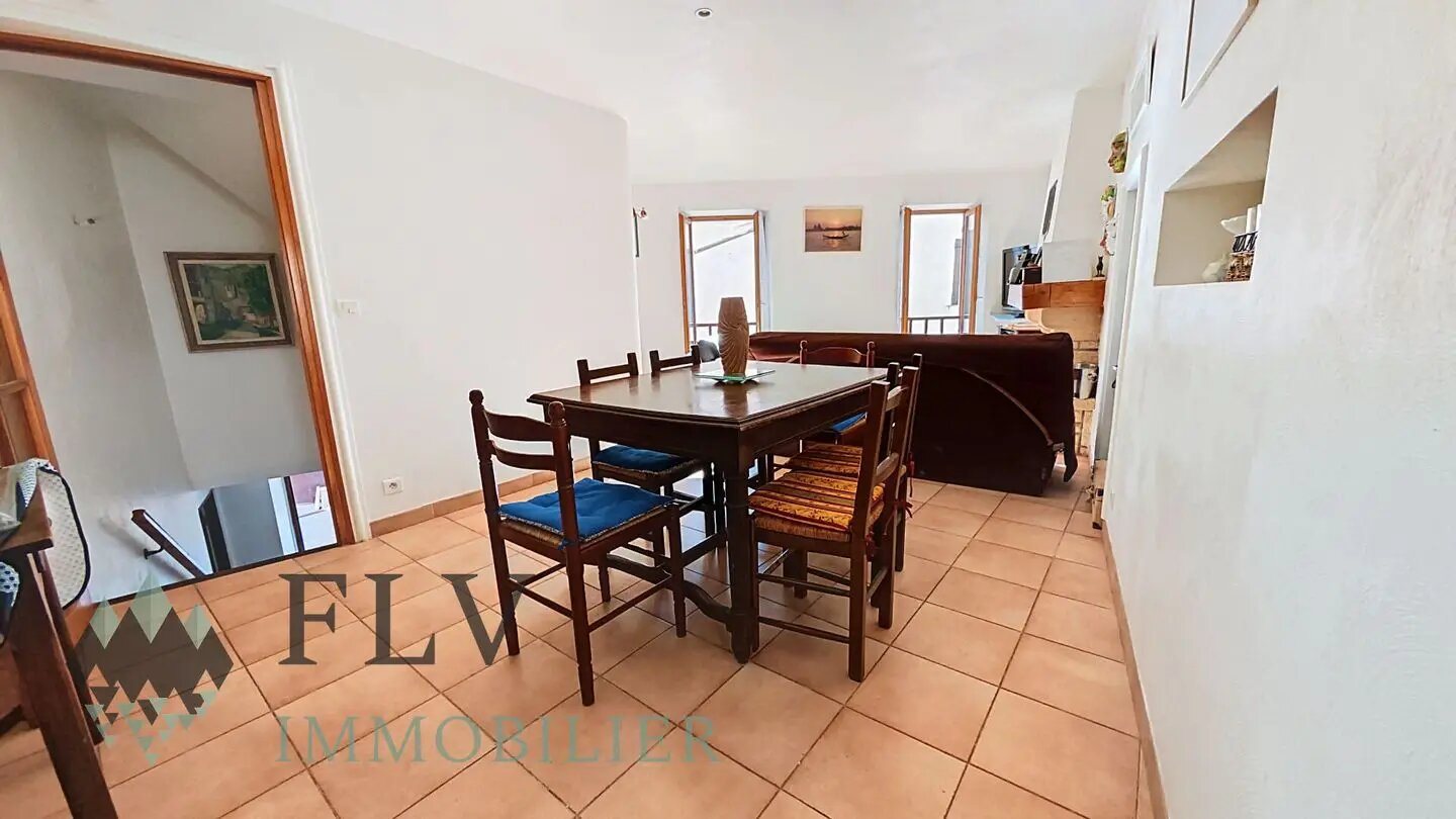 Maison à vendre, 1070m², Massoins