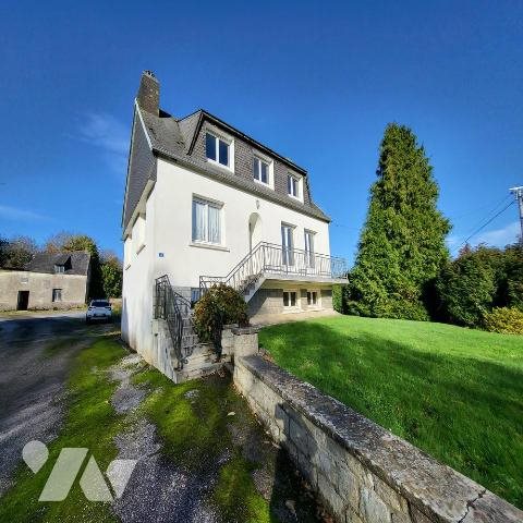Maison à vendre, 117m², Saint-Goazec