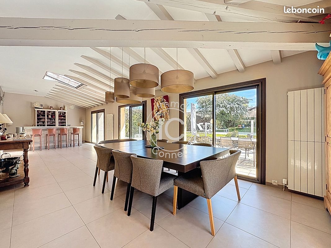 Maison à vendre, 250m², Montanay