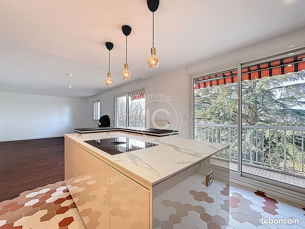 Appartement à louer, 113m², Tassin-la-Demi-Lune