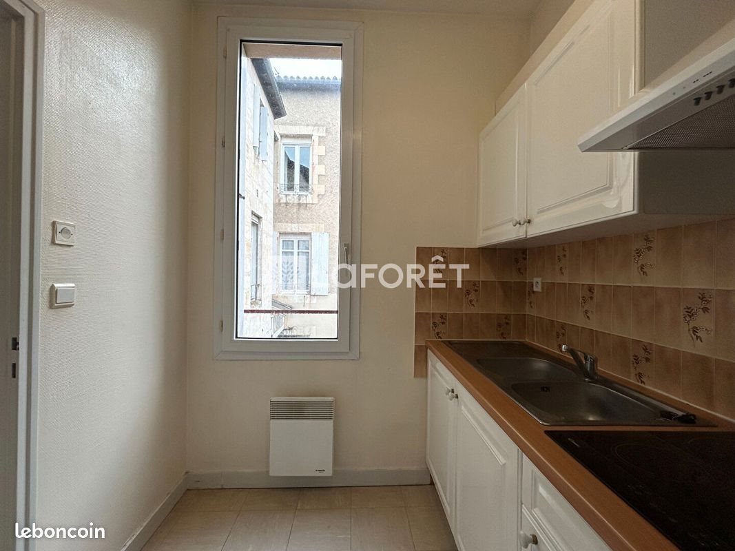 Appartement à louer, 47m², Poitiers