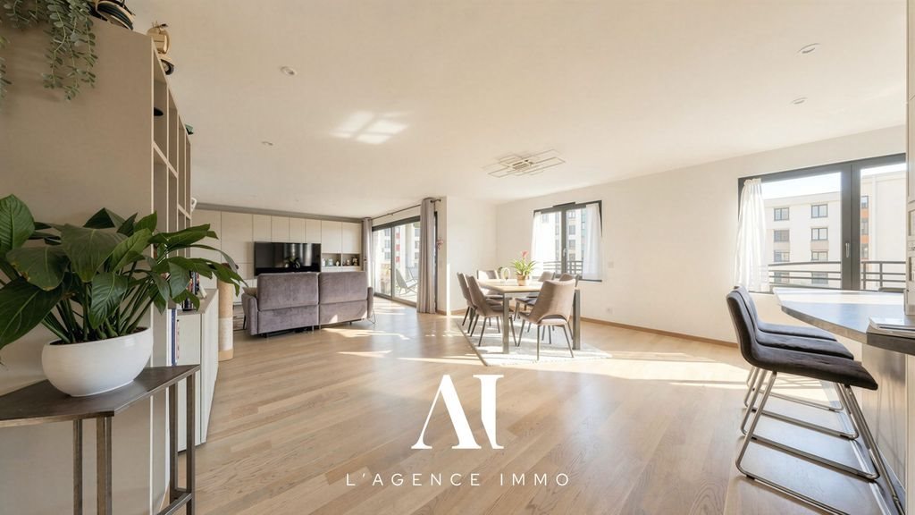 Appartement à vendre, 133m², Saint-Genis-Pouilly