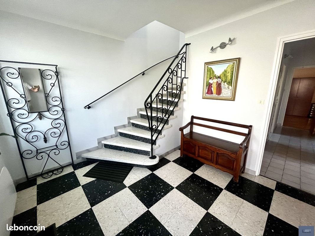 Maison à vendre, 143m², Saint-Chély-d'Apcher