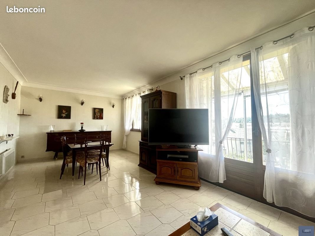 Maison à vendre, 143m², Saint-Chély-d'Apcher