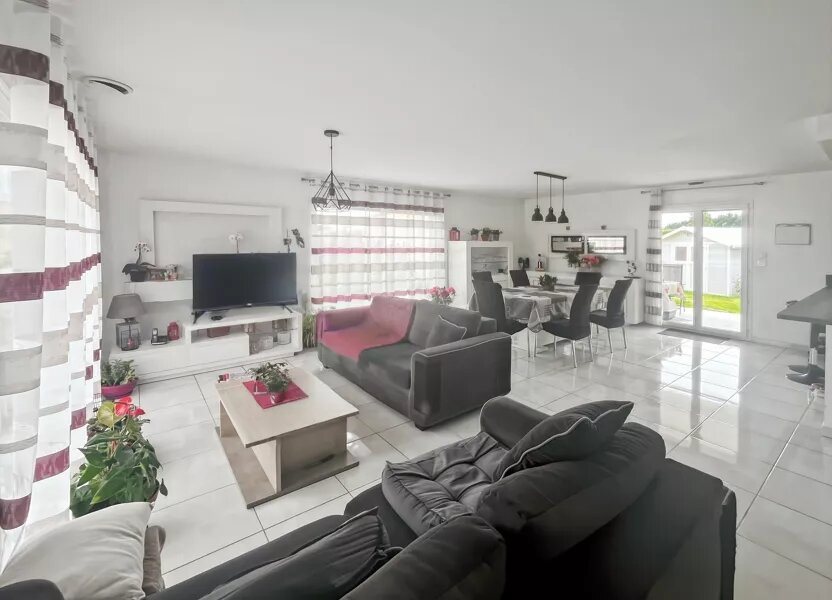 Maison à vendre, 126m², La Ville-Dieu-du-Temple