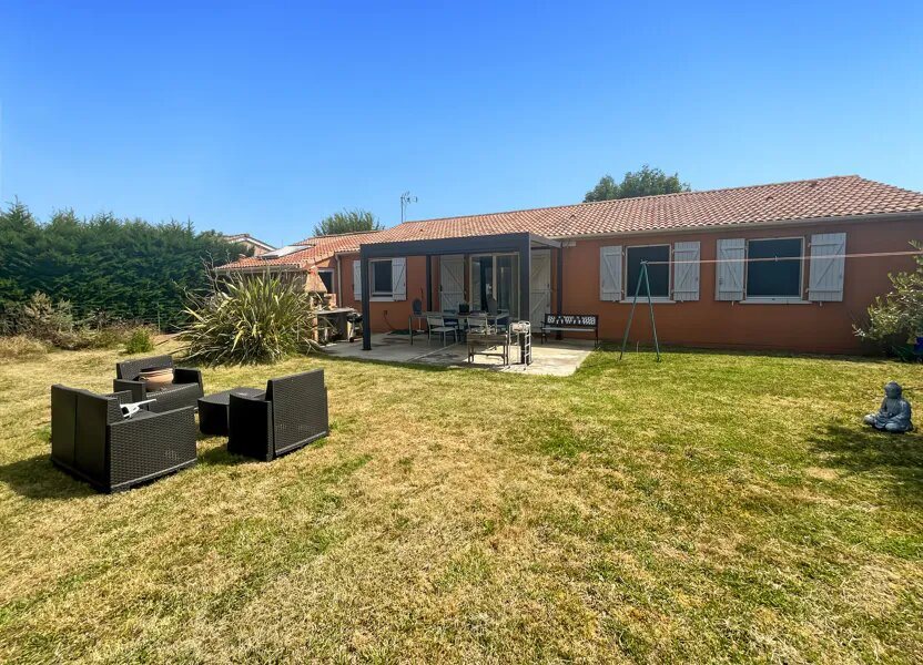 Maison à vendre, 114m², Saint-Sardos