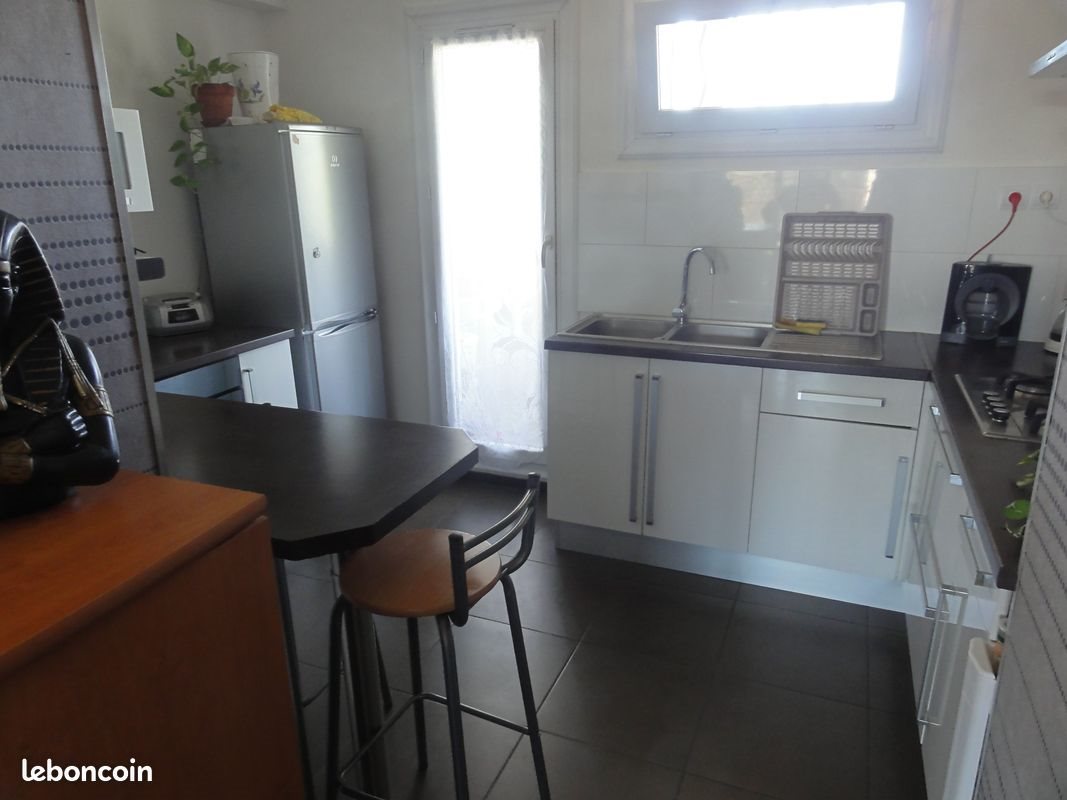 Appartement à louer, 65m², Aubagne
