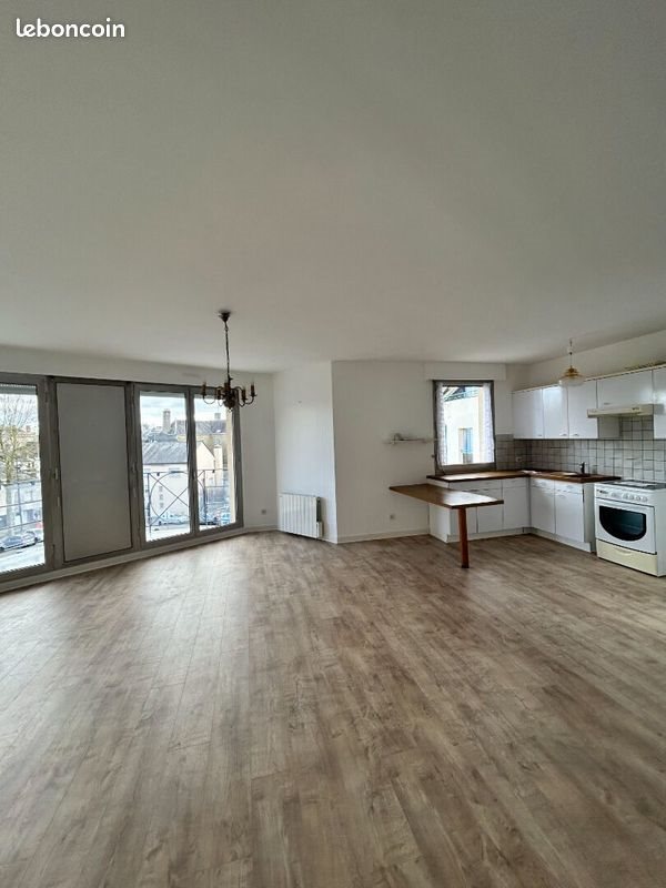 Appartement à louer, 82m², Mayenne