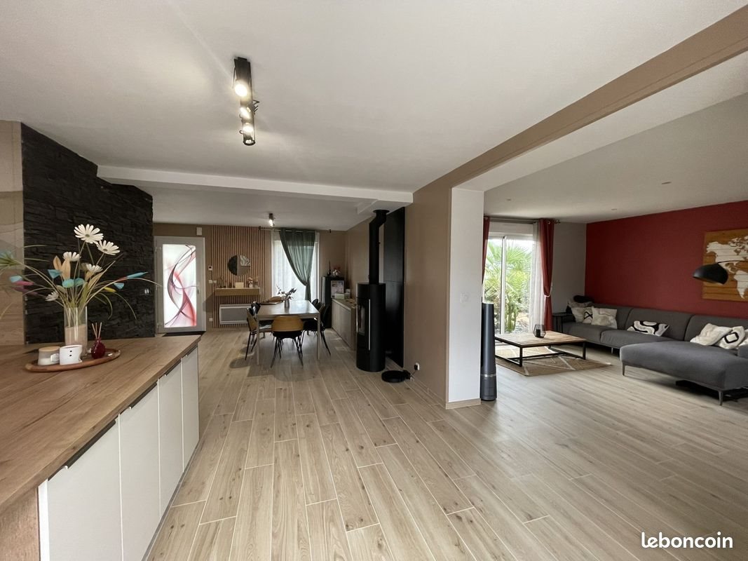 Maison à vendre, 116m², La Bazouge-des-Alleux