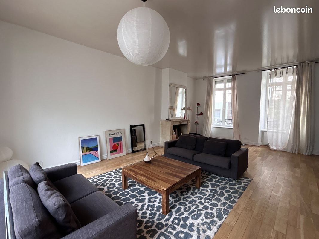Maison à louer, 206m², Saint-Brieuc