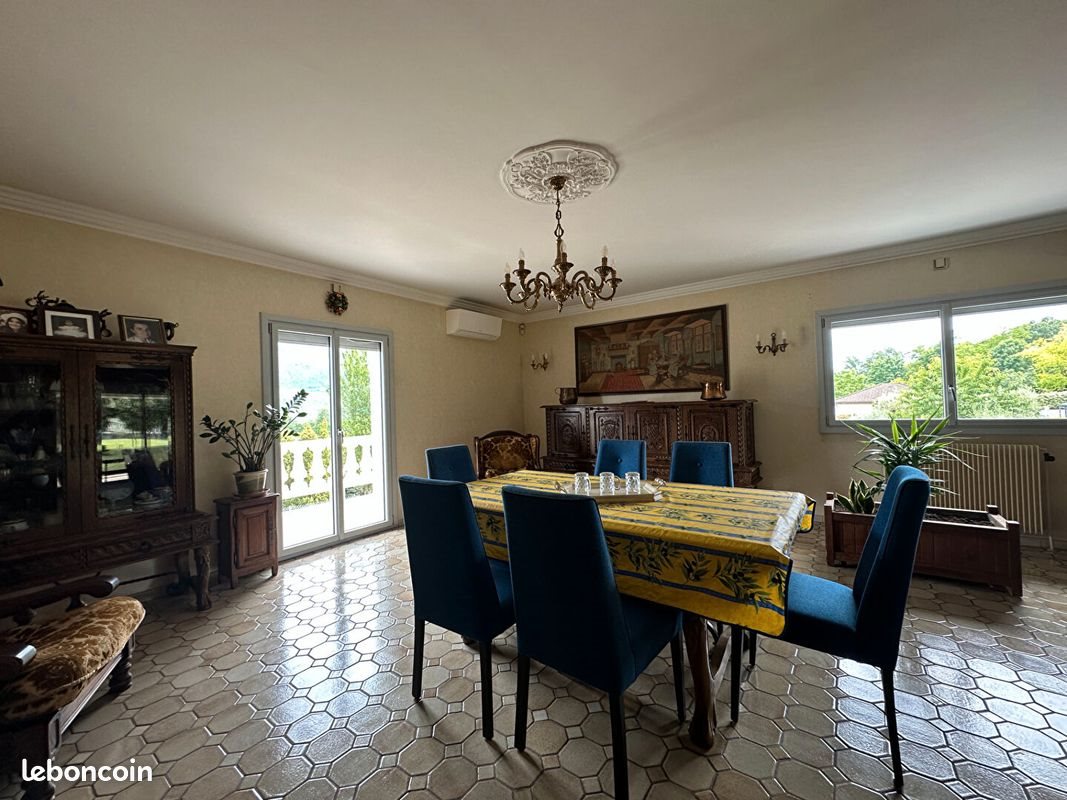 Maison à louer, 13m², Saint-Vincent-de-Mercuze