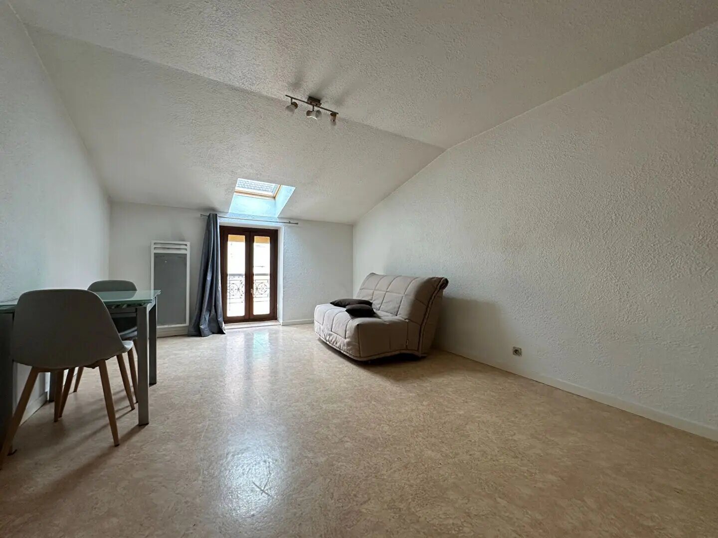 Appartement à louer, 25m², Moirans
