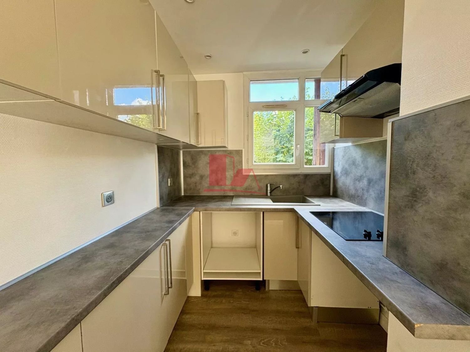 Appartement à louer, 35m², Châtillon