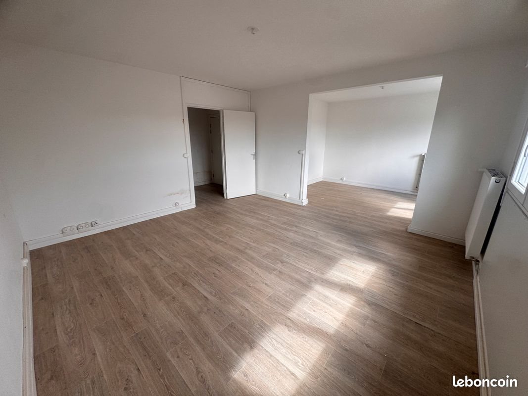 Appartement à louer, 77m², Rouvroy